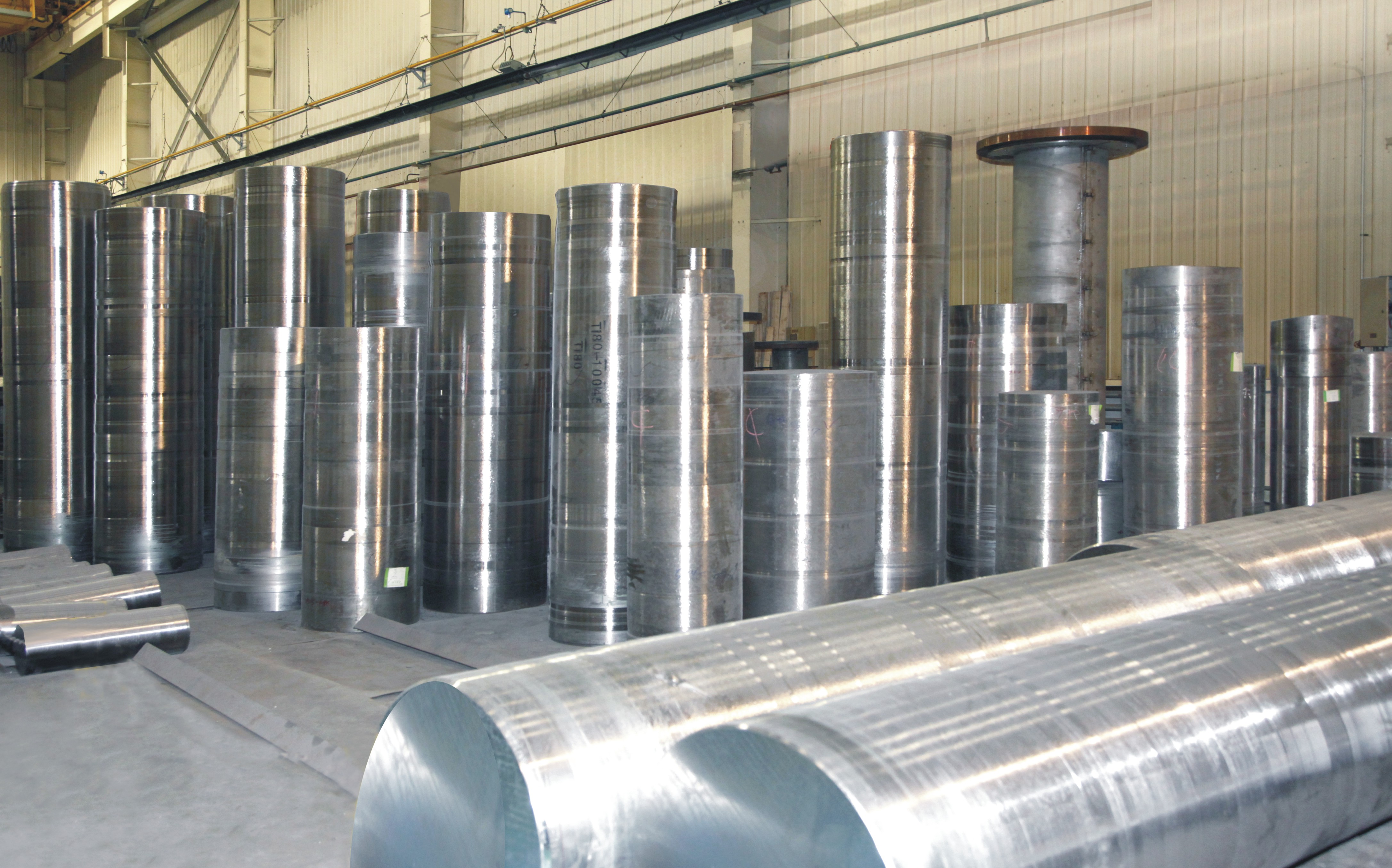 Titanium bar